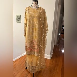 brand new sobia nazir dress